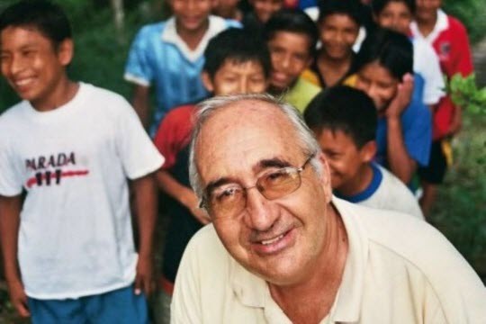 Père Carlos Riudavets Montes SJ